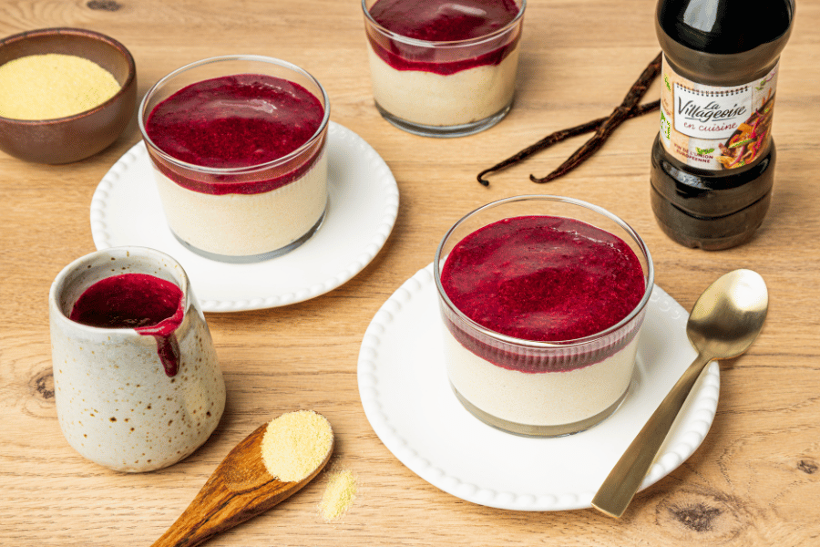 recette-semoule-au-lait-vanillee-coulis-fruits-rouges-vin-rouge